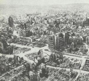 völlig zerstörtes Stuttgart