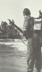 Commandos landen auf Akyab-Insel