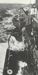 deutscher U-Boot-Jäger auf Vorpostenfahrt