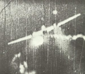  Backbord-Triebwerk einer Bf 110  explodiert 