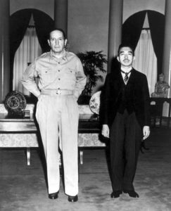 Hirohito und MacArthur