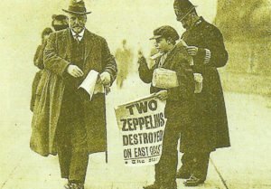 Zwei Zeppeline zerstört