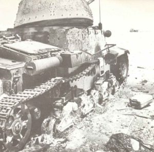 abgeschossener italienischer M14/41 Panzer