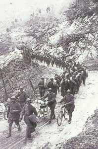 Vormarsch italienischer Truppen Assiago-Hochebene