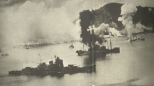 Japanische Schiffe in Rabaul unter Luftangriff