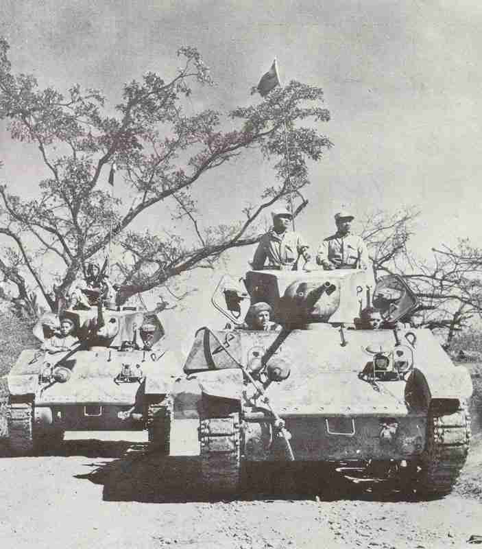 Chinesische M3A3 Stuart Panzer auf der Ledo-Strasse