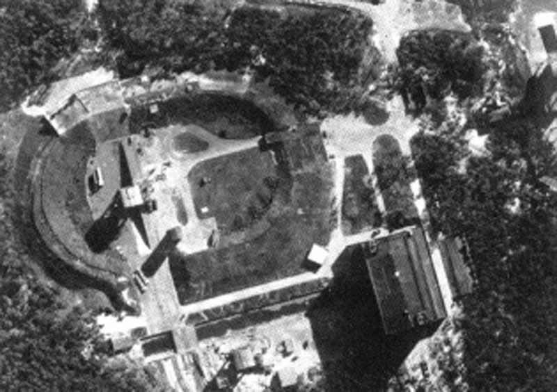 Luftbild von der Raketenversuchsanstalt in Peenemünde vor dem englischen Luftangriff
