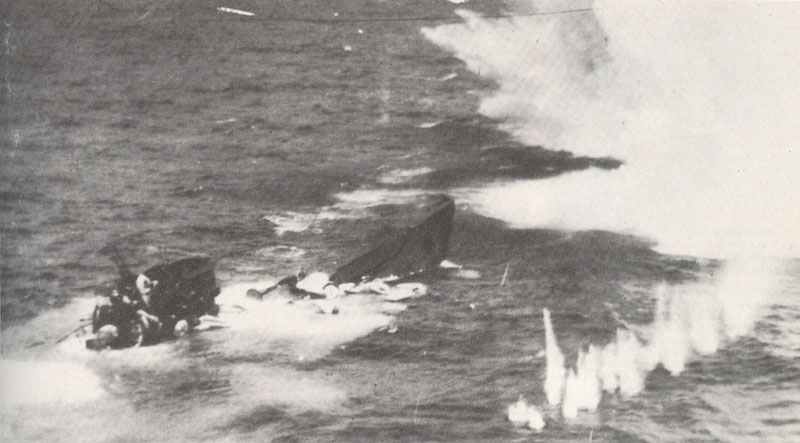 U-234 wird durch ein Sunderland-Flugboot versenkt U 243 sinks from Sunderland