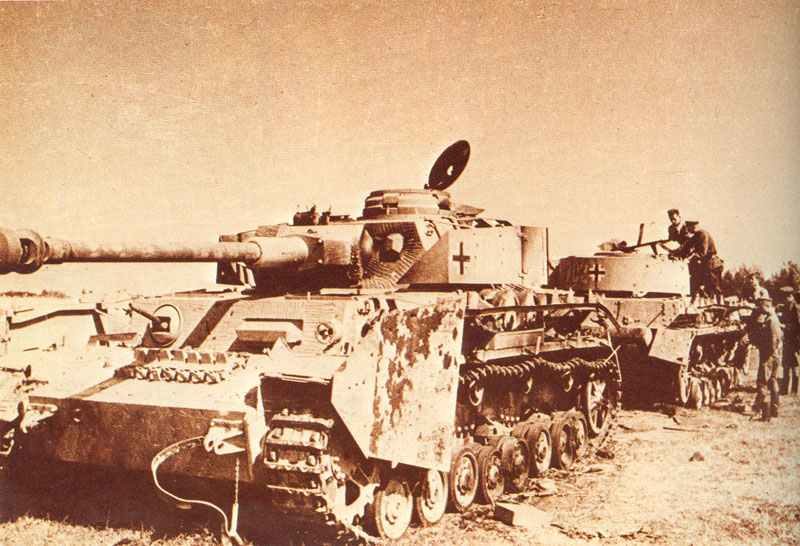 PzKpfw IV Ausf.H 37 Ausgefallene Panzer IV Ausf. H, 1943 an der Woronesch-Front