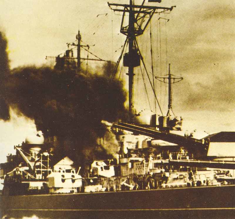 Schlachtschiff Tirpitz 8 Schlachtschiff Tirpitz beschießt Spitzbergen