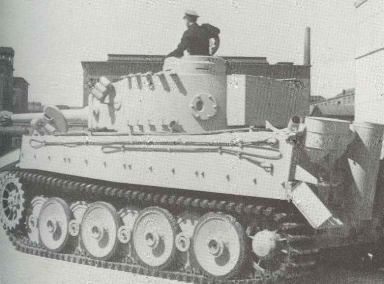 Tiger I Transport px800