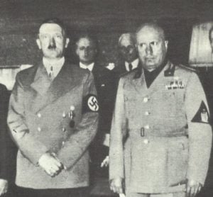 Hitler und Mussolini bei der Münchener Konferenz 