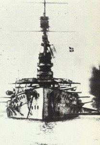 HMS Cornwallis vor den Dardanellen
