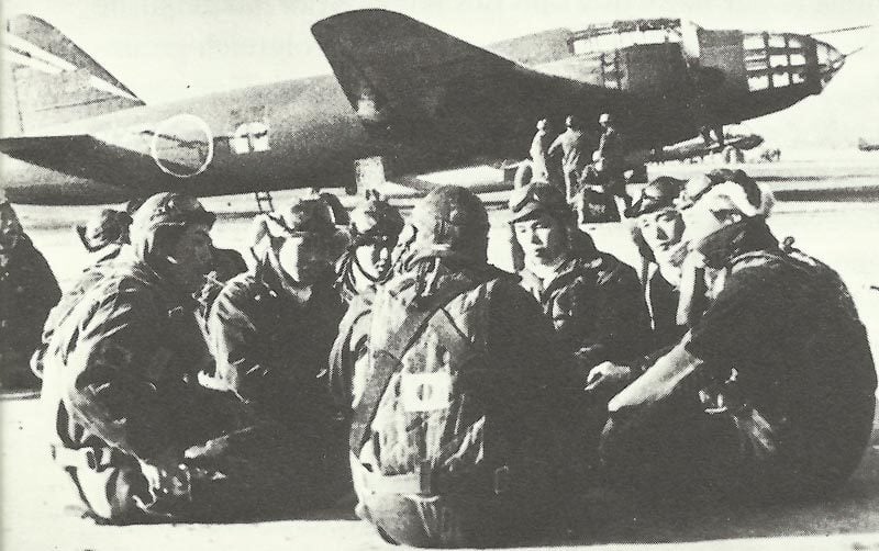 Japanische Kamikaze-Piloten warten auf ihren Einsatz