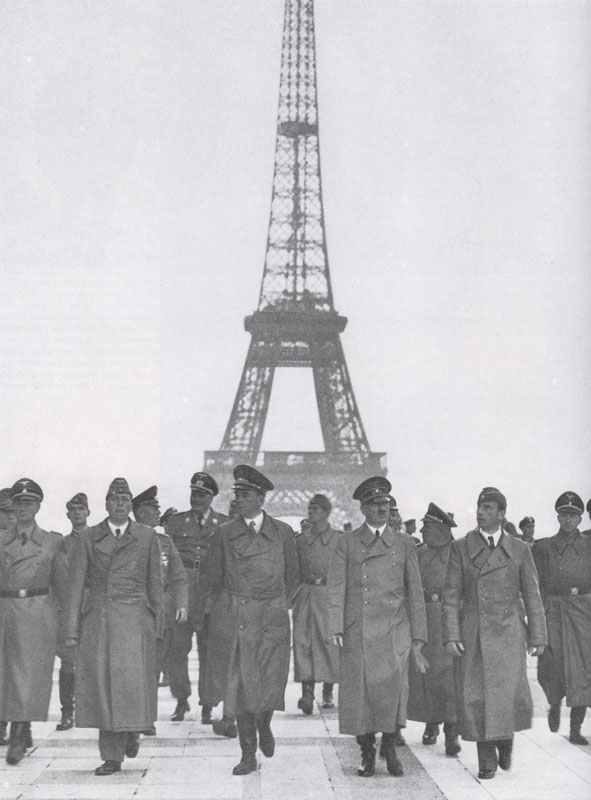 Hitler Privat und Antisemitismus 16 Hitler auf Besichtigungsreise in Paris