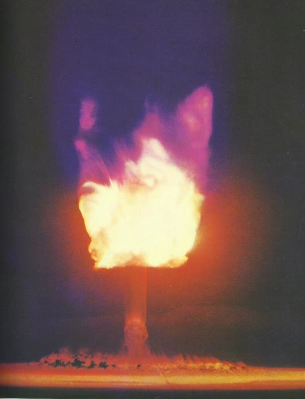 Die Atombombe und ihr Einsatz über Japan 18 Explosion einer Atombombe