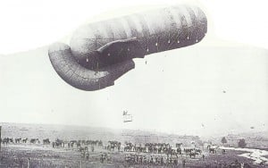 Fesselballon bei der Landung