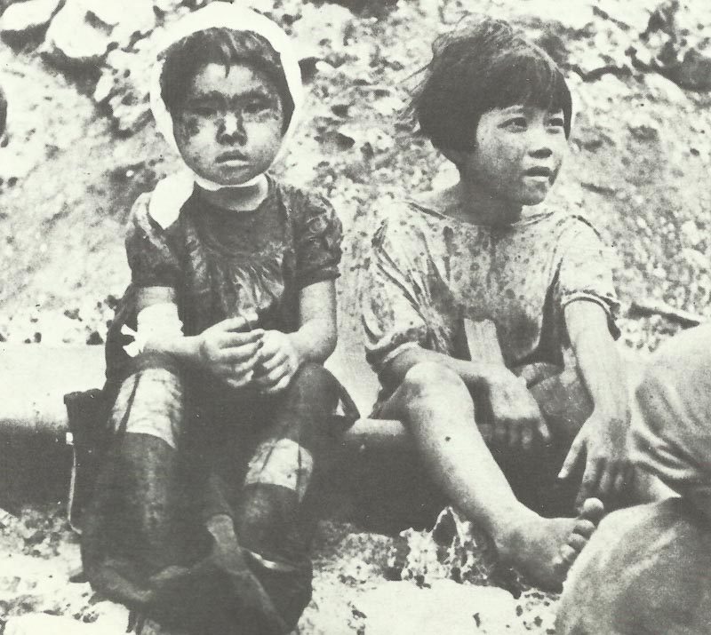 Die Atombombe und ihr Einsatz über Japan 15 Zwei Kinder in Nagasaki gerettet