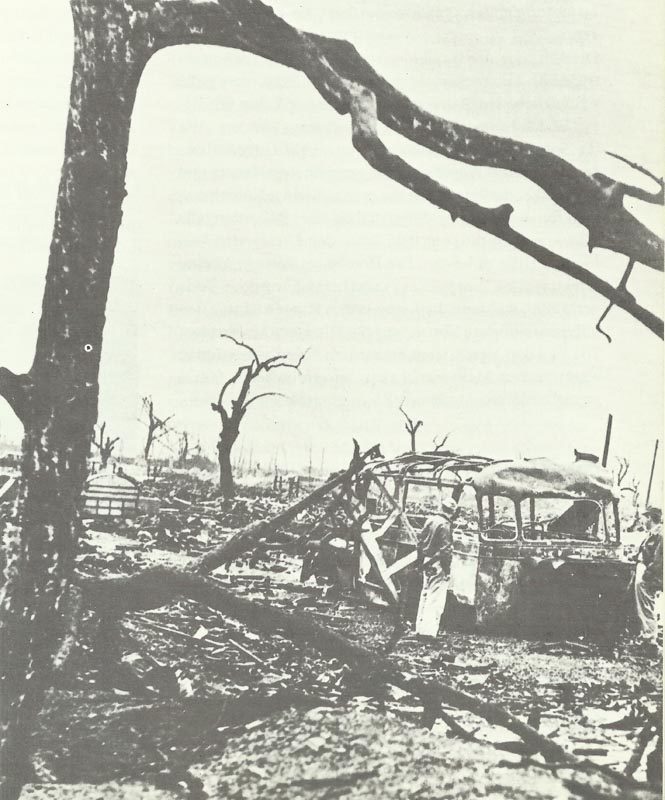 Die Atombombe und ihr Einsatz über Japan 11 US-Soldaten in Hiroshima