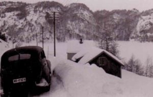 Wehrmachts-PKW im Schnee