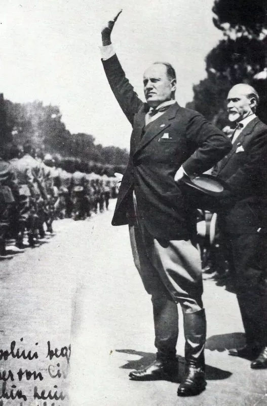 Benito Mussolini 11 Mussolini wird Diktator