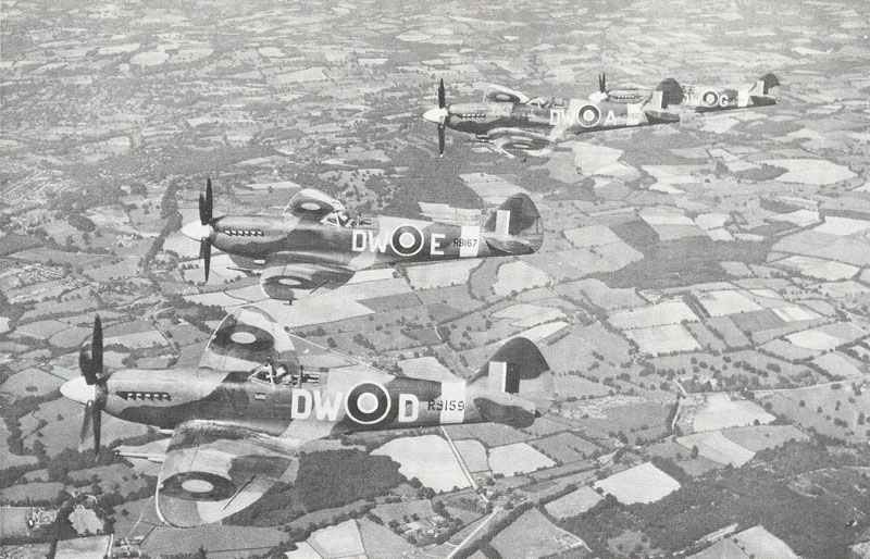 Spitfire XIV der 610. RAF-Squadron Spitfire XIV 610sqd