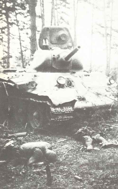 abgeschossener T-34 Modell 1940