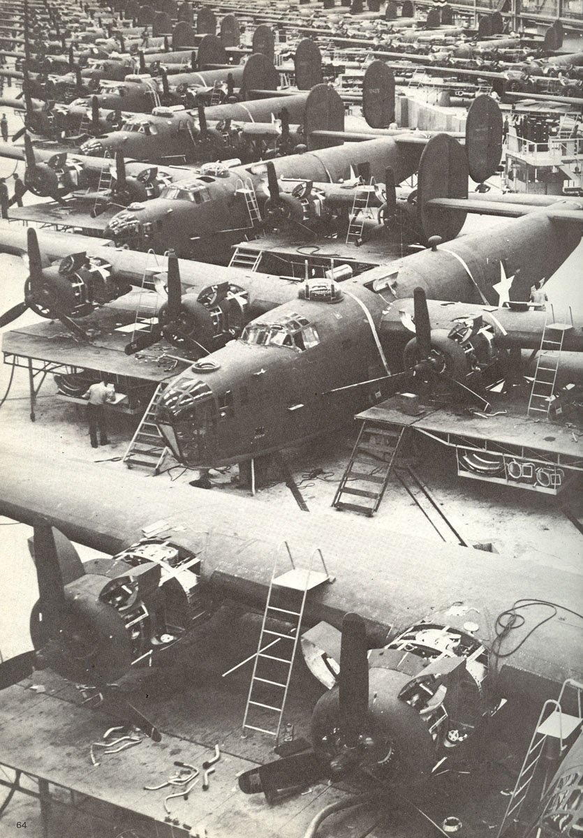 Serienproduktion von B-24 Liberator