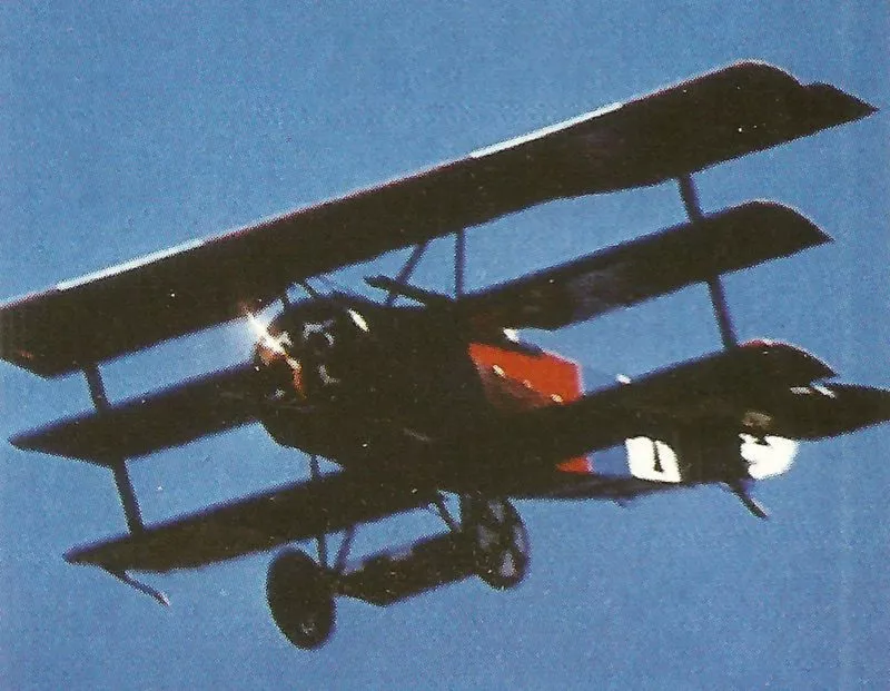 Flugzeuge 1. Weltkrieg 49 Fokker Dr.I im Flug