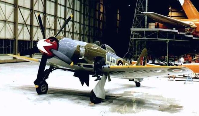Hawker SeaFury FBMk11 px800