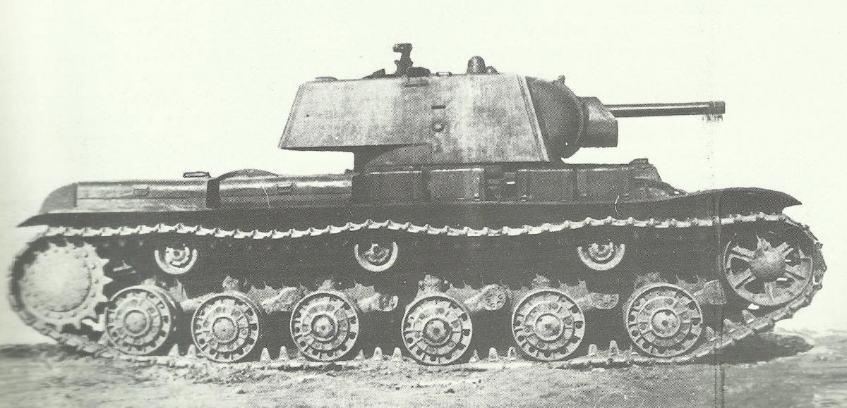 KV 1 M40