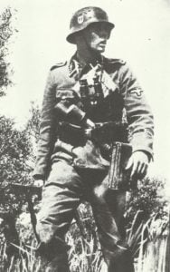 SS-Oberscharführer des Germania-Regiments 