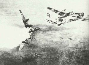 B-24 von Flak getroffen