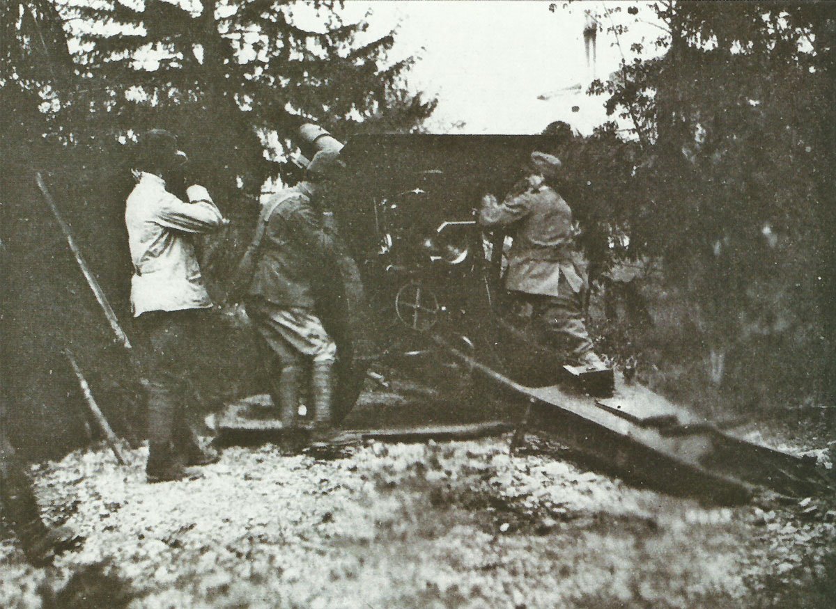 149-mm-Skoda-Haubitze Modell 1914 im Einsatz bei der italienischen Artillerie