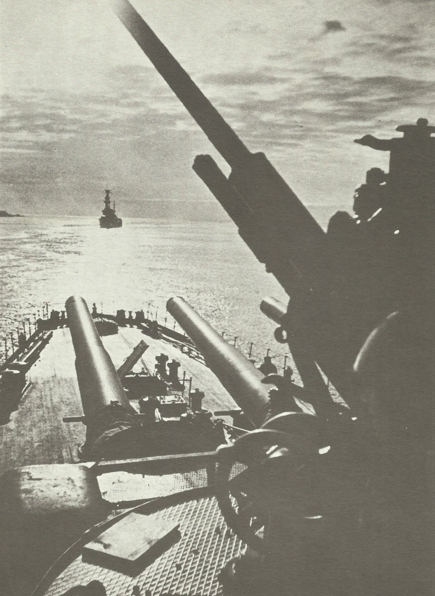 Schlachtschiffe Archangelsk und Gangut-Klasse 11 Schlachtschiff Sewastopol Schwarzes Meer