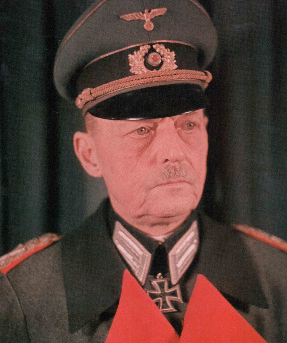 Militärische Ränge im 2. Weltkrieg: Wehrmacht, SS & Alliierte im Vergleich 9 Von Rundstedt