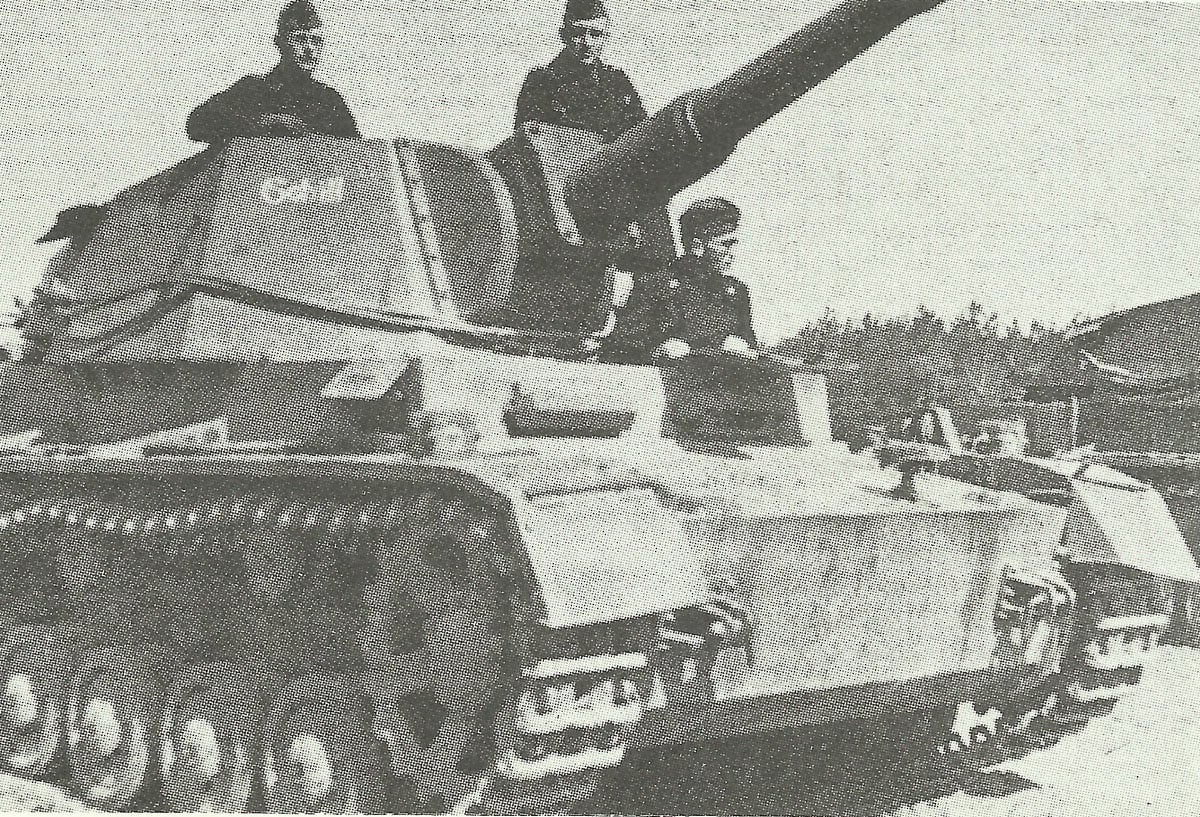 10,5cm leFH18/1 (Sf) auf Geschützwagen IVB (SdKfz 165/1)