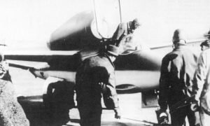 Erstflug der He 162 V1
