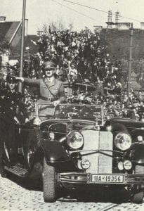Hitler fährt nach Wien
