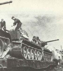 T-34/85 auf dem Weg zu den Bereitstellungen