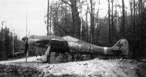 Fw 190D-9 bei Einsatzverbänden