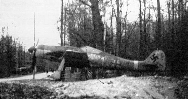 Fw 190D-9 bei Einsatzverbänden