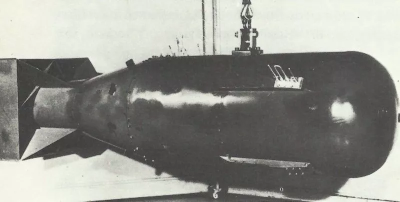 B-29 Superfortress 10 Little Boy