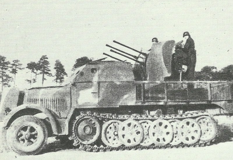 SdKfz 7/1 mit 2-cm Flakvierling