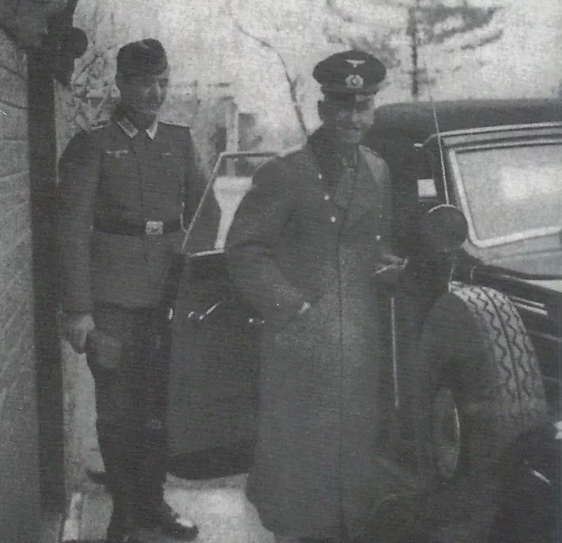 Wehrmacht Kriegsgliederung Westfeldzug 8 General von Manstein bei der Abreise
