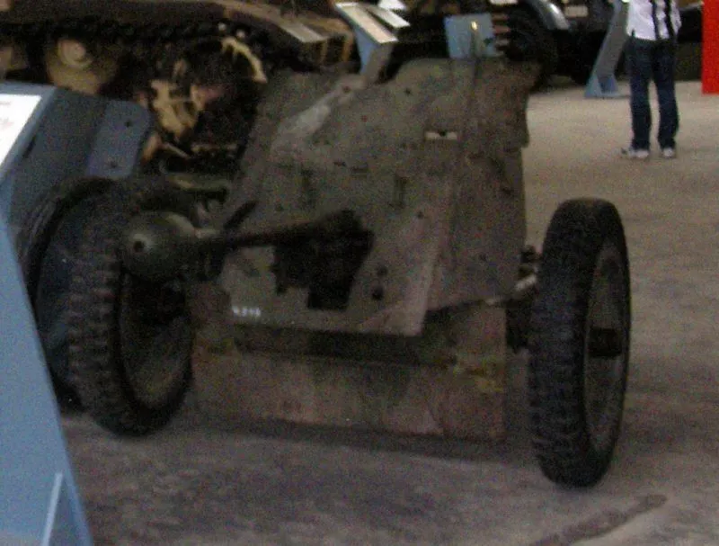 3,7-cm PAK 36 8 PAK 36 im Panzermuseum Munster