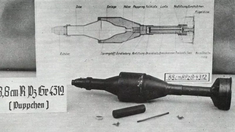 Raketenpanzerbüchse Panzerschreck 6 8,8-cm-Rakete des 'Püppchen