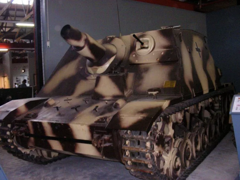 Sturmpanzer IV Brummbär 43 Brummbär im Panzermuseum Munster