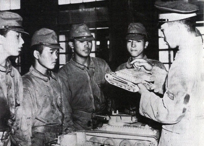 Japanische Kadetten an der Militärakademie