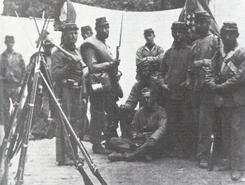 Entscheidung auf dem Henry House Hill 10 Angehörige des 8. New Yorker Miliz-Regiment